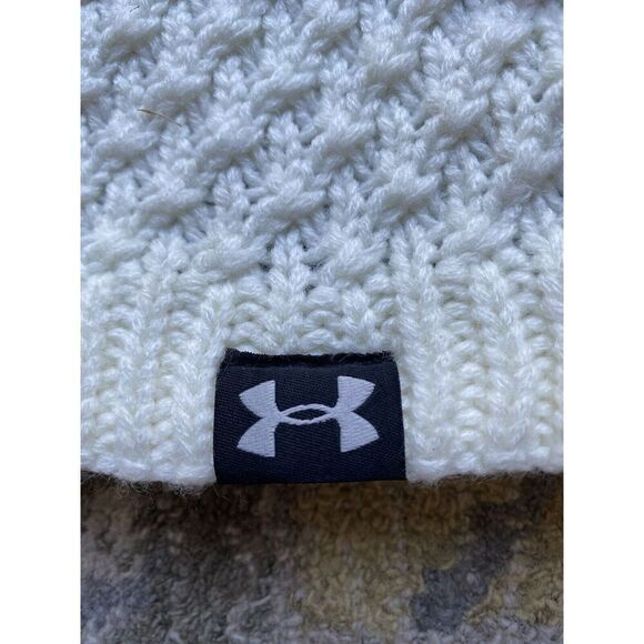 Underarmour Womans Knitted Winter Beanie Hat - Picture 2 of 6